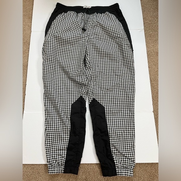 Urban Outfitters Parachute Track Pants Black and White Print Size Large - Picture 1 of 9